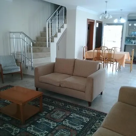 Cazibe Villa *